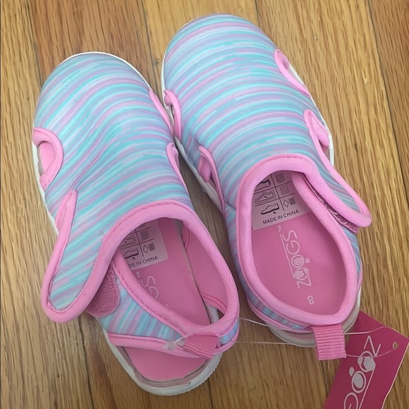 ZOOGS Pink and Blue Slip-On Water Shoes with Cushioned Sole Size 8 - Picture 2 of 5